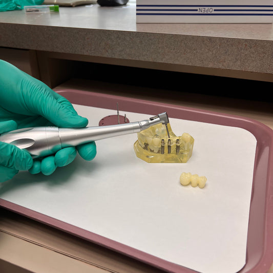 Why Every Dentist Needs a Variable Torque Driver in Their Implant Kit
